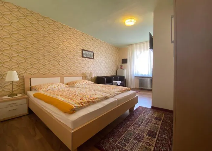 여관 Castor 클로텐